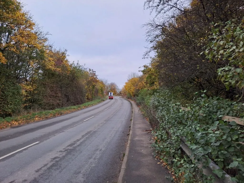 Dangerous section on Sundridge Road on the North Downs Way