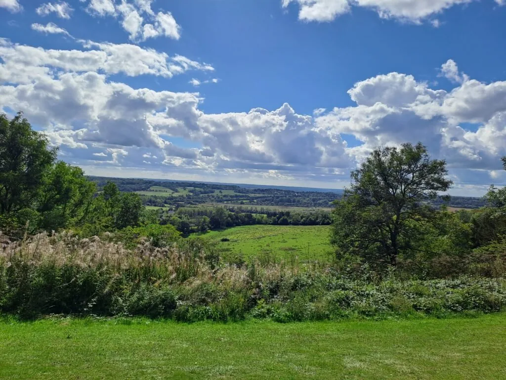 Graverly Hill Common viewpoint on the North Downs Way