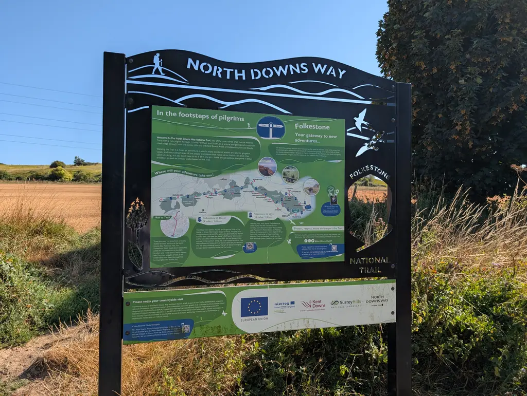 North Downs Way marker at Crete Road West, marking the end of the Wye to Folkestone section