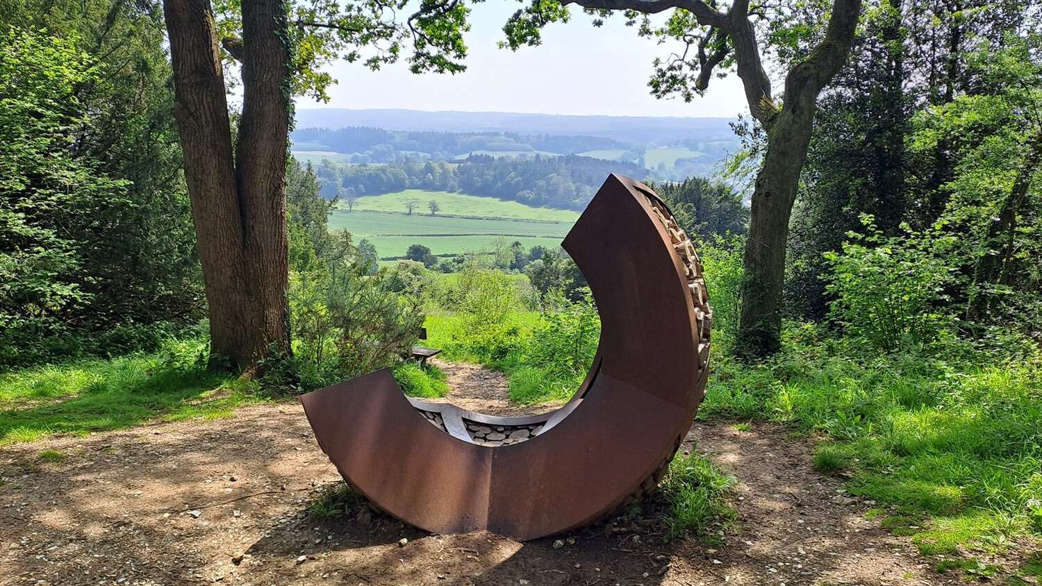 north downs way national trail sculpture